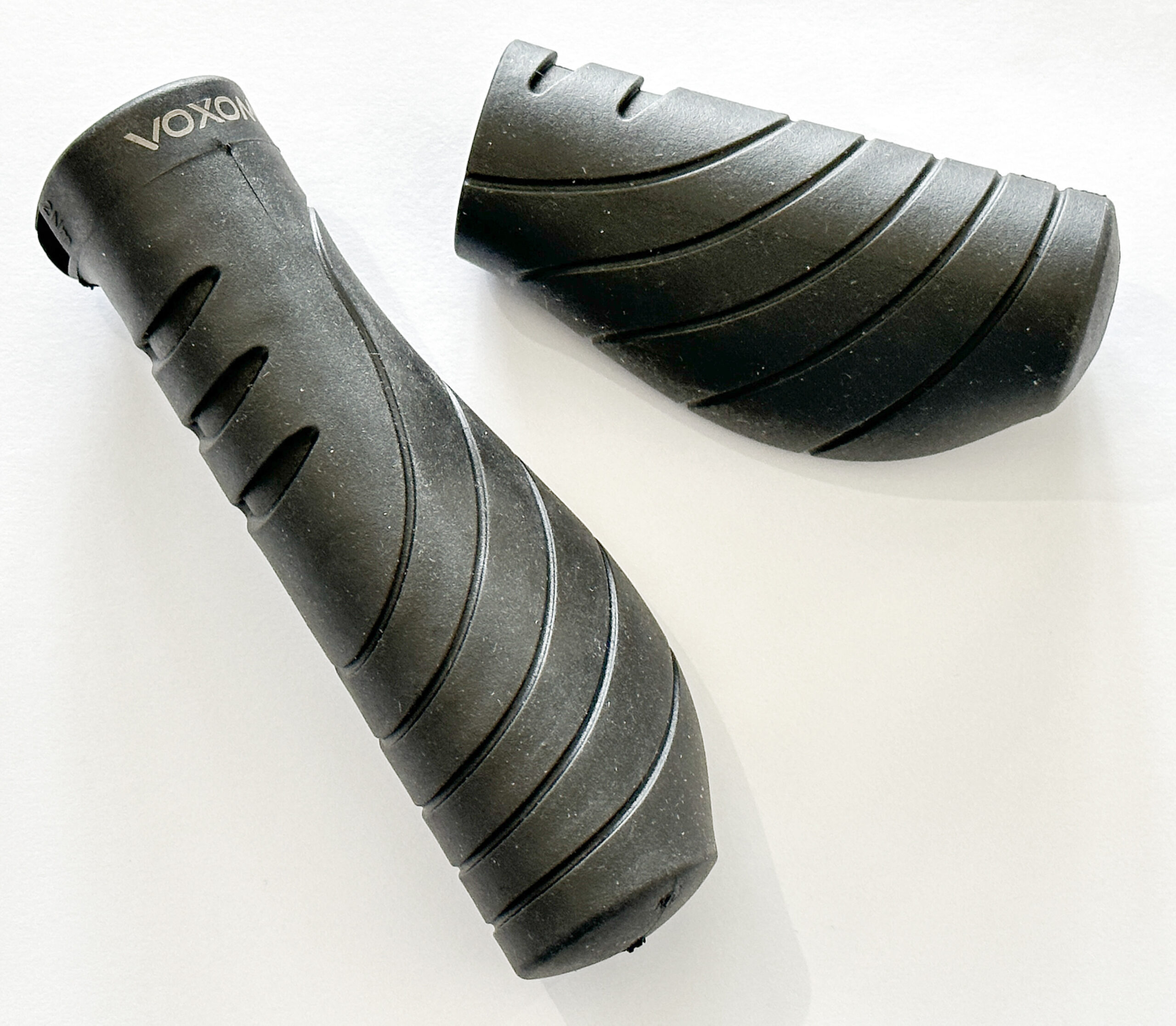 Chwyty kierownicy VOXOM GR3 Ergonomiczne 133/92mm czarne (black) akbisport.pl - Sklep i Serwis rowerowy Gdańsk Osowa Trójmiasto Akcesoria i Naprawy Chwyty kierownicy VOXOM GR3 Ergonomiczne 133/92mm czarne (black) akbisport.pl - Sklep i Serwis rowerowy Gdańsk Osowa Trójmiasto Akcesoria i Naprawy