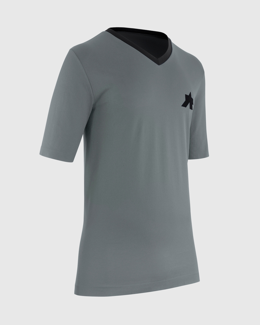Koszulka kolarska Assos TACTICA Tech T-Shirt T5 Fanatic Silver akbisport.pl - Sklep i Serwis rowerowy Gdańsk Osowa Trójmiasto Akcesoria i Naprawy 3 Koszulka kolarska Assos TACTICA Tech T-Shirt T5 Fanatic Silver akbisport.pl - Sklep i Serwis rowerowy Gdańsk Osowa Trójmiasto Akcesoria i Naprawy 3