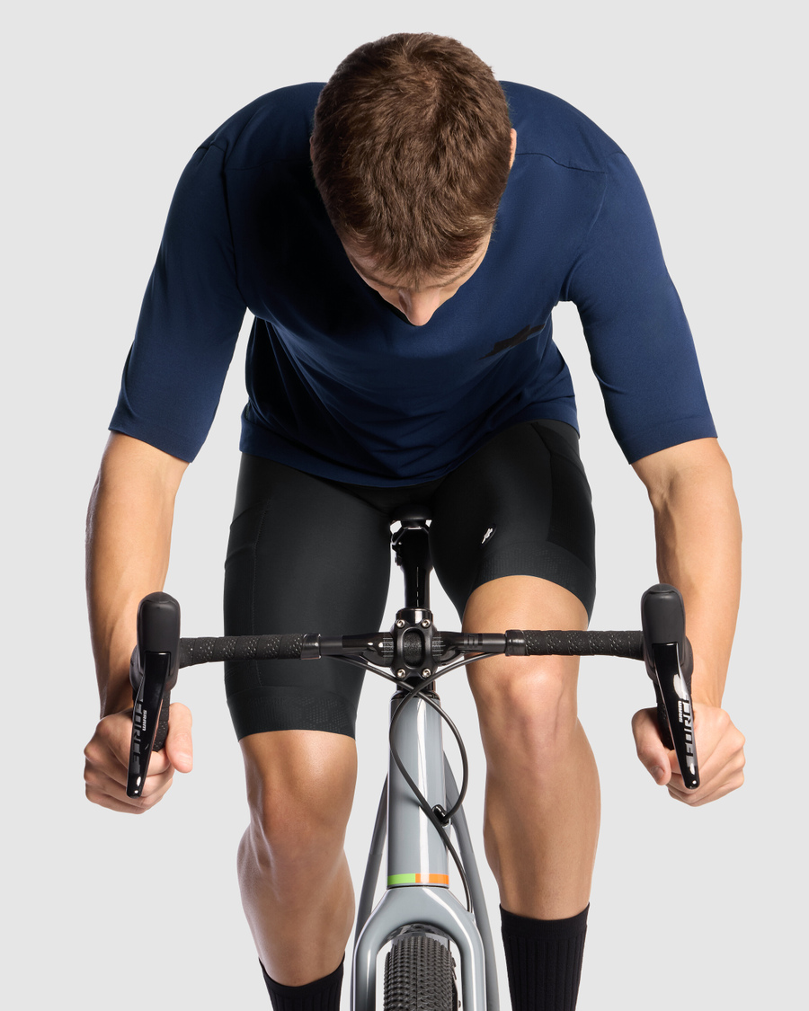 Koszulka kolarska Assos TACTICA Tech T-Shirt T5 Stone Blue akbisport.pl - Sklep i Serwis rowerowy Gdańsk Osowa Trójmiasto Akcesoria i Naprawy 5 Koszulka kolarska Assos TACTICA Tech T-Shirt T5 Stone Blue akbisport.pl - Sklep i Serwis rowerowy Gdańsk Osowa Trójmiasto Akcesoria i Naprawy 5