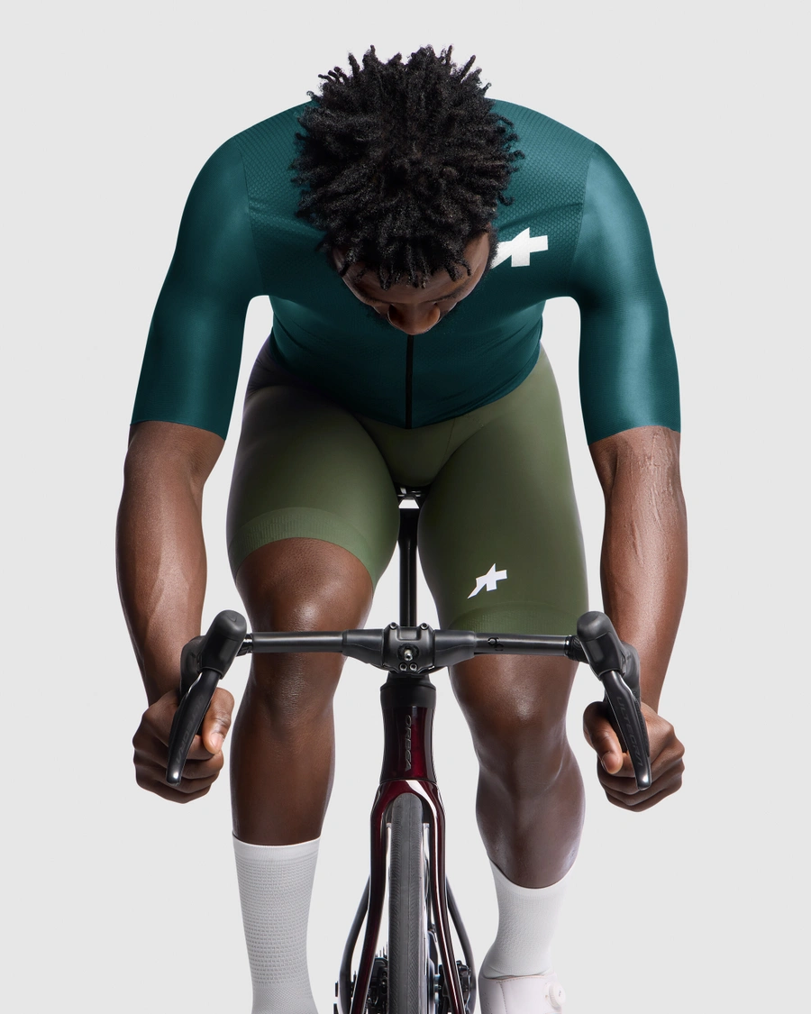 Koszulka kolarska Assos MILLE GT Jersey S11 EVO Deep Petrol akbisport.pl - Sklep i Serwis rowerowy Gdańsk Osowa Trójmiasto Akcesoria i Naprawy 6 Koszulka kolarska Assos MILLE GT Jersey S11 EVO Deep Petrol akbisport.pl - Sklep i Serwis rowerowy Gdańsk Osowa Trójmiasto Akcesoria i Naprawy 6